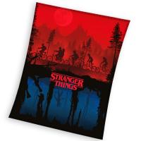 Deka Stranger Things , Barva - Modro-červená , Rozměr textilu - 150x200
