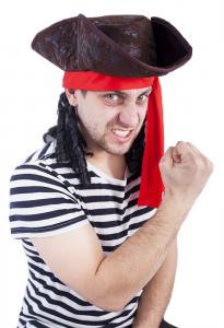 Klobúk pirát s vlasmi