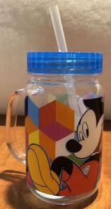 Plastový hrnček s viečkom a slamkou Mickey , Velikost lahve - 400 ml